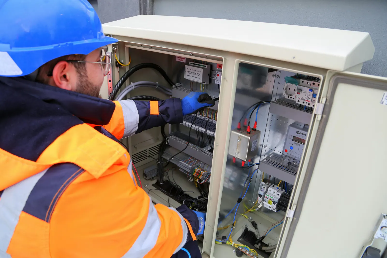 Technische Wartung und Instandhaltung